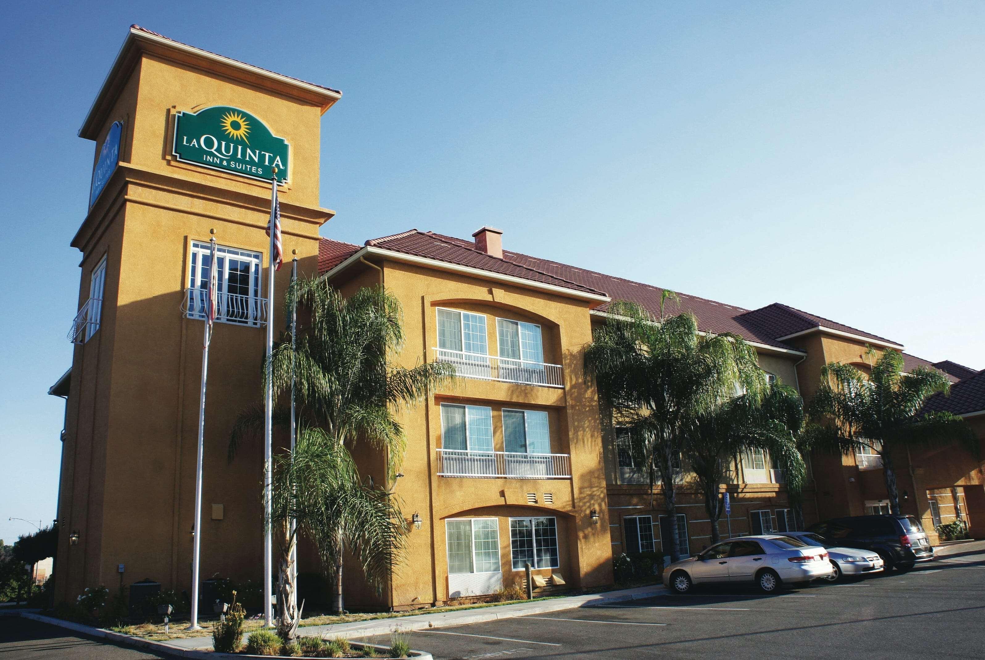 Отель La Quinta By Wyndham Fowler Экстерьер фото